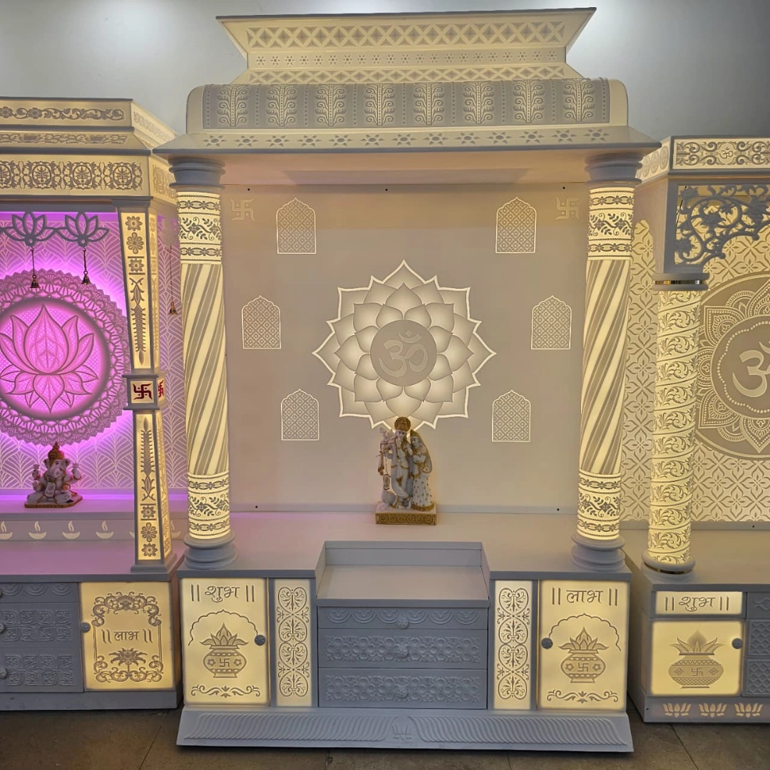 About-OM-ART-and-CRAFT